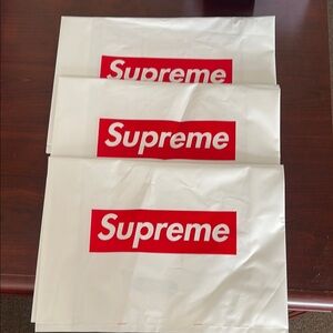 Supreme Red Logo on White Bags 3